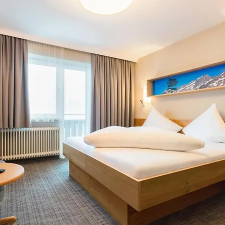 Gastehaus Hornegger 3*