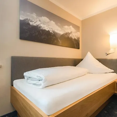 Gaestehaus Hornegger 게스트하우스