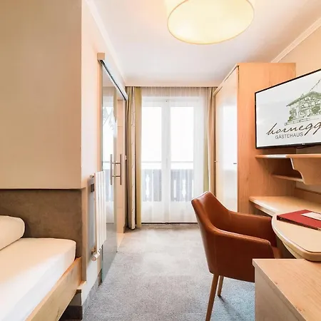 بيت ضيافة Gaestehaus Hornegger 3*
