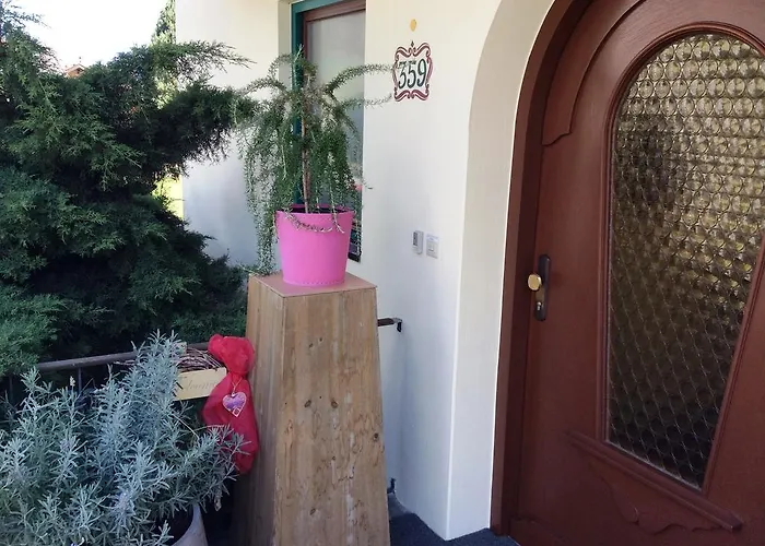 Gaestehaus Hornegger 게스트하우스 메이른호픈